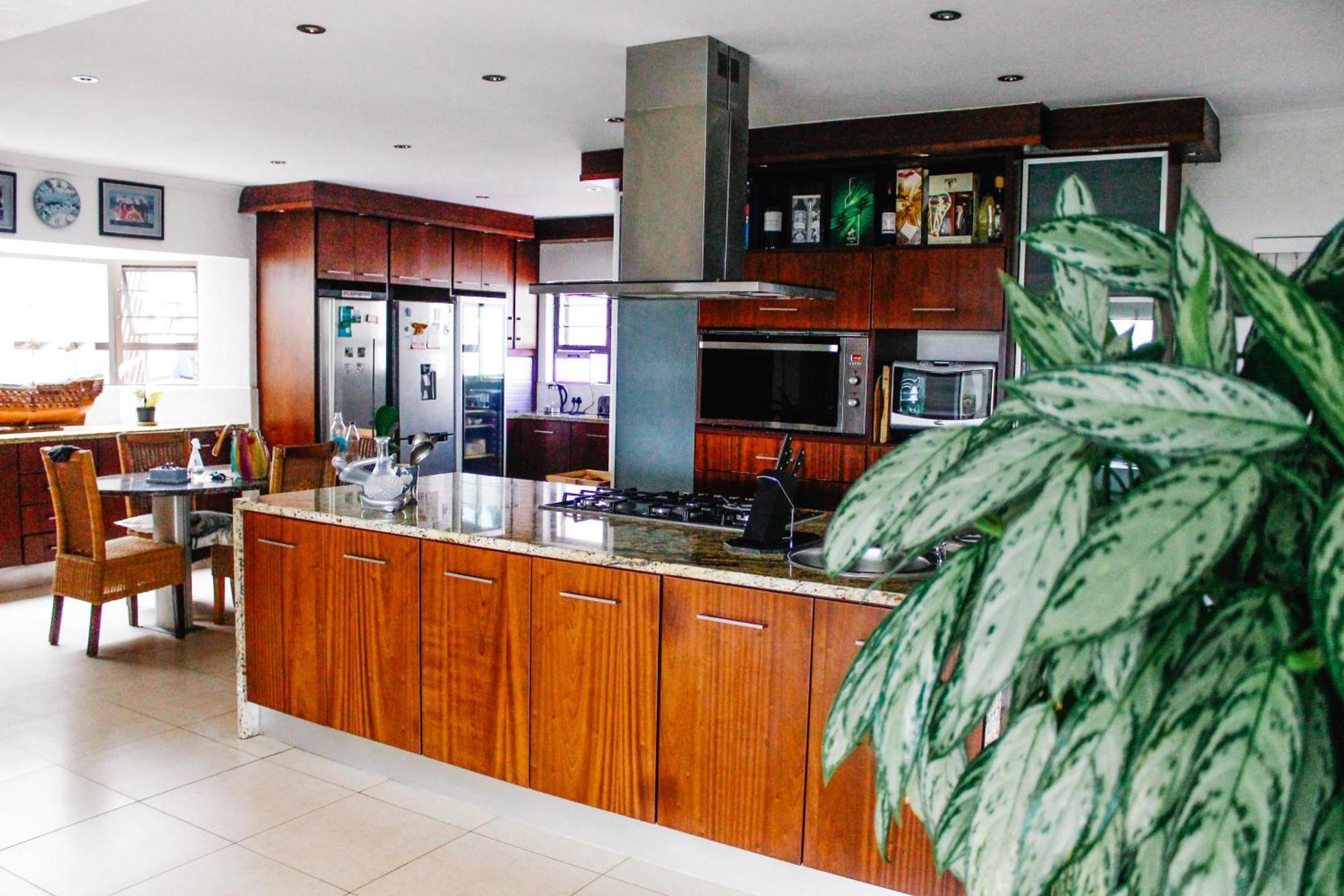 La Dolce Vita Umhlanga Guesthouse Durban Esterno foto