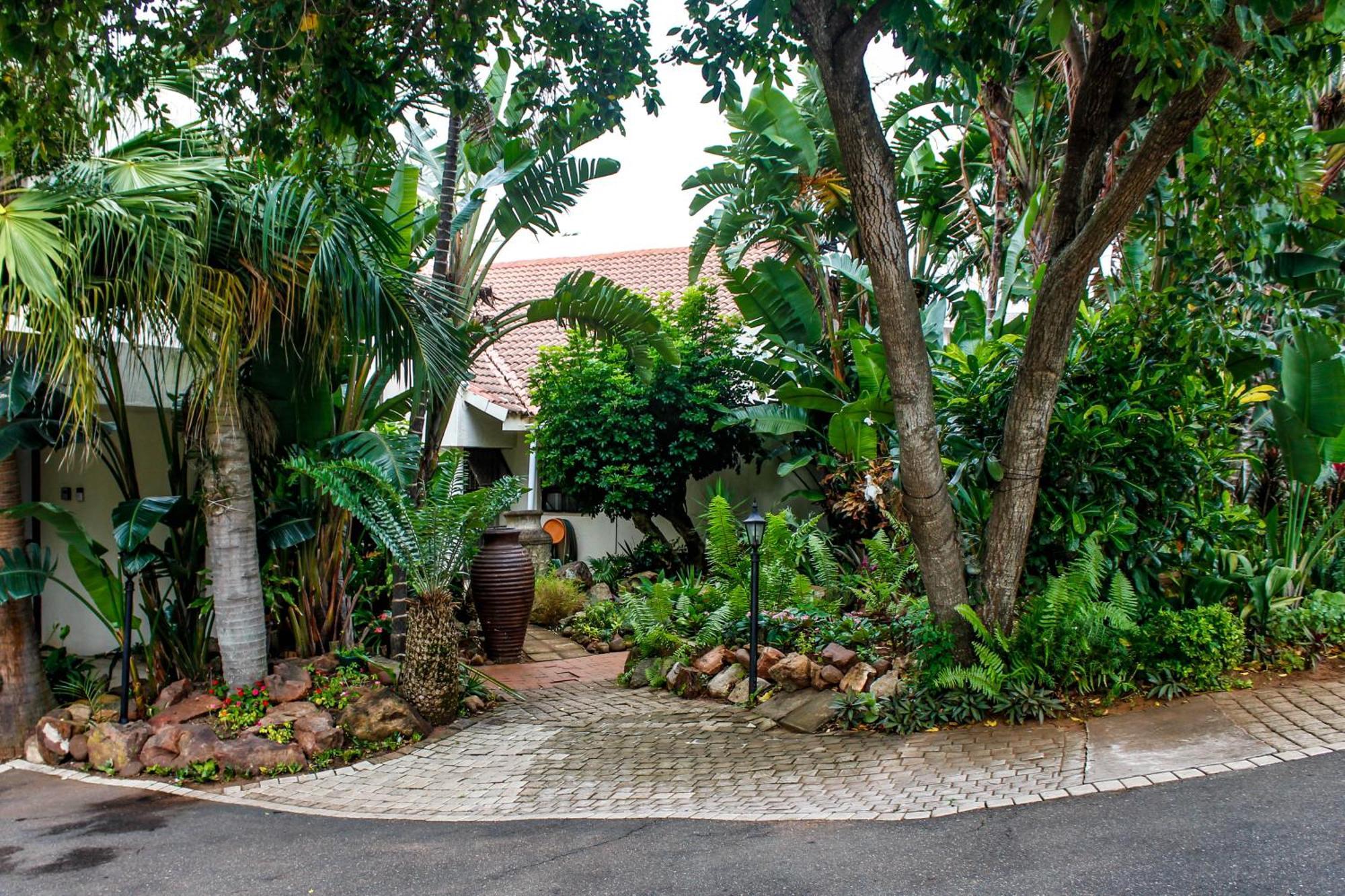 La Dolce Vita Umhlanga Guesthouse Durban Esterno foto