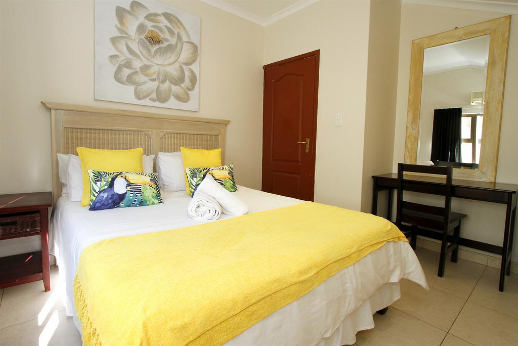 La Dolce Vita Umhlanga Guesthouse Durban Esterno foto