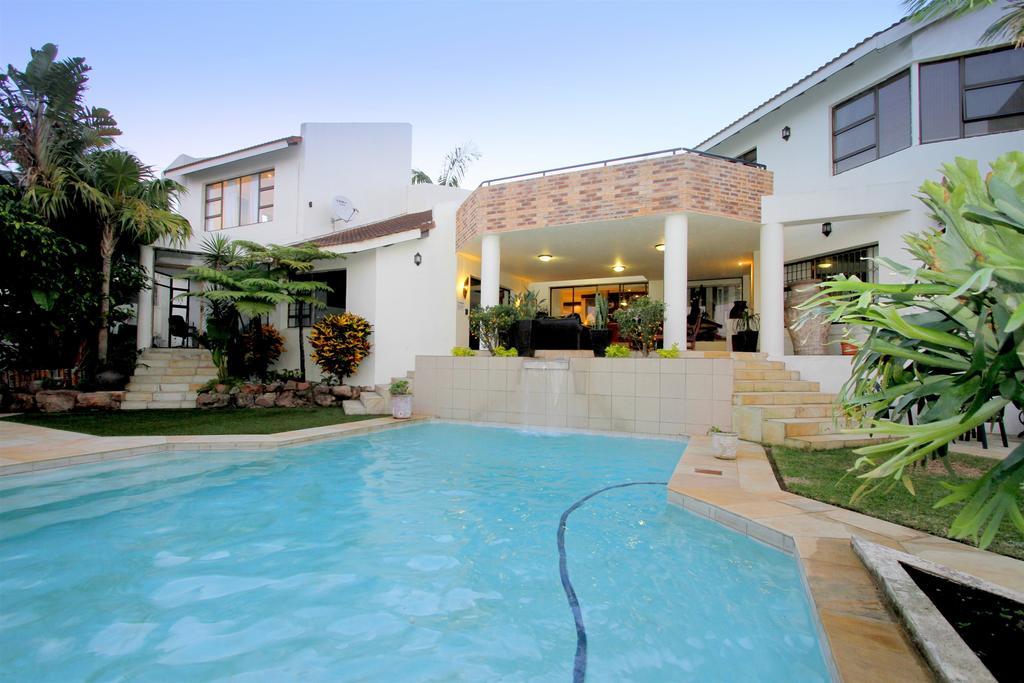La Dolce Vita Umhlanga Guesthouse Durban Esterno foto